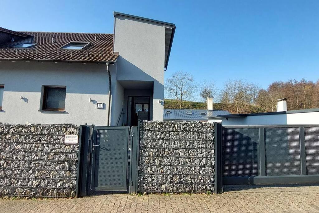 Grosse Tolle 4 Zimmer Ferienwohnung Im Herzen Des Odenwaldes Mörlenbach Exterior foto