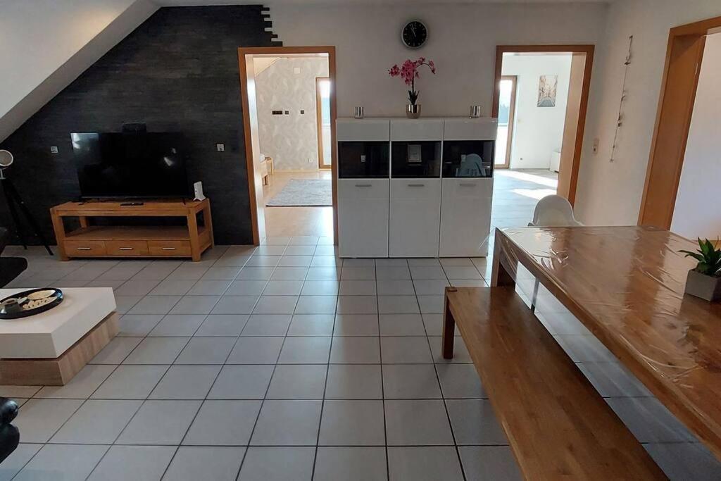 Grosse Tolle 4 Zimmer Ferienwohnung Im Herzen Des Odenwaldes Mörlenbach Exterior foto
