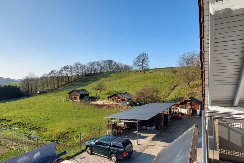 Grosse Tolle 4 Zimmer Ferienwohnung Im Herzen Des Odenwaldes Mörlenbach Exterior foto