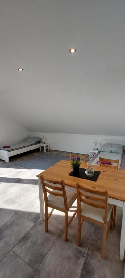 Grosse Tolle 4 Zimmer Ferienwohnung Im Herzen Des Odenwaldes Mörlenbach Exterior foto